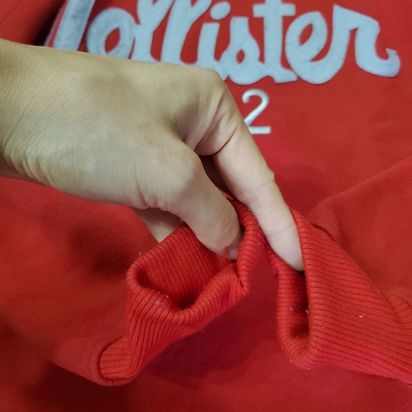 Hollister Long Sleeves Crewneck Men's Red Sweater. Grey Logo. Fleece In. Size L. - Picture 5 of 10